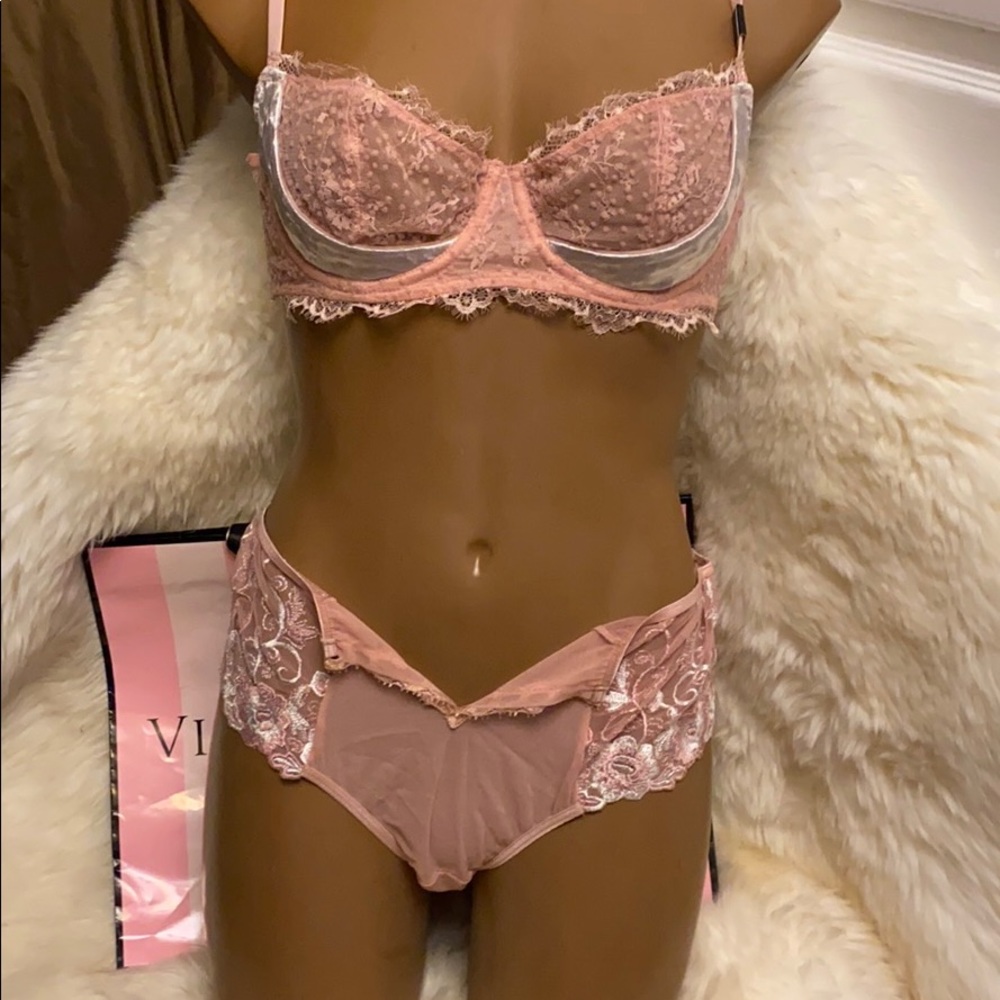NWT VSDREAM ANGELS Baby Pink Sexy Bra and panties